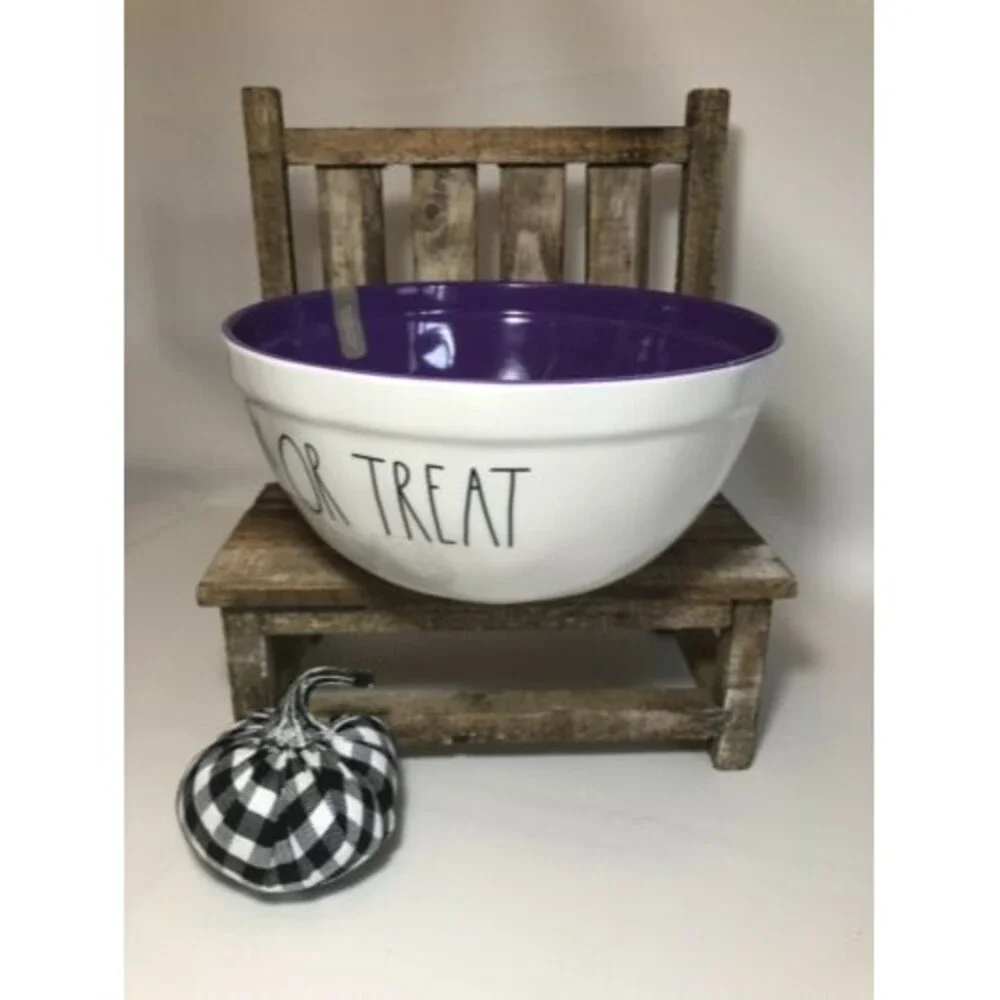 New Rae Dunn TRICK OR TREAT Melamine Mixing Bowl w/ Purple Interior Small Flaw